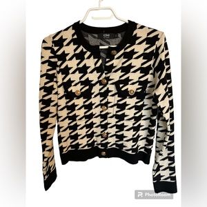 Icone Simons Houndstooth Cardigan with Gold Buttons ✨reposh✨